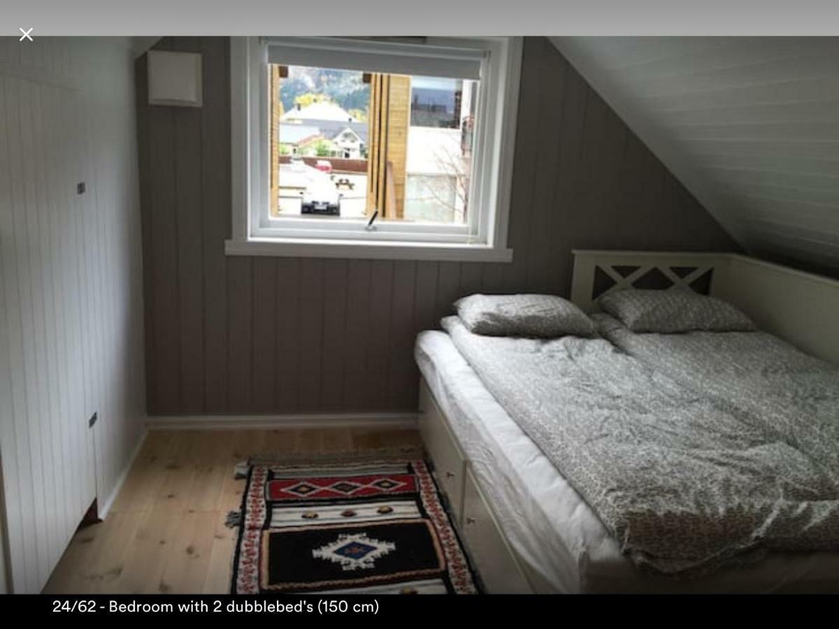 Koselig Landsbyhus I Nordfjord Nordfjordeid Zewnętrze zdjęcie